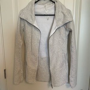 Lululemon zip up sweater/jacket.